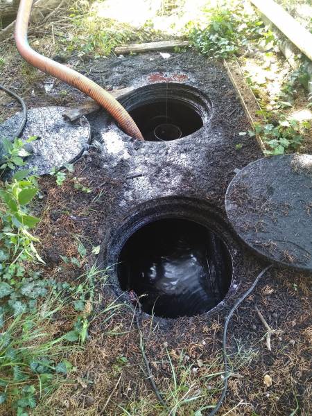 pompage et nettoyage d'une fosse septique toutes eaux à Aix en Provence